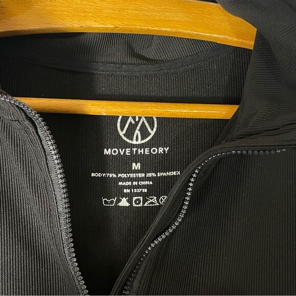 Move Theory Black Ribbed Quarter Zip w Pocket Jacket Size M - Picture 3 of 6